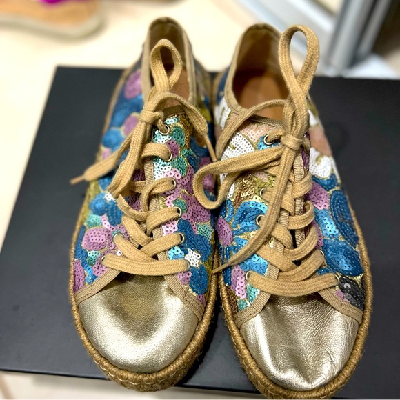 Shoes - EUC Size  7 espadrille sneakers. Like new!